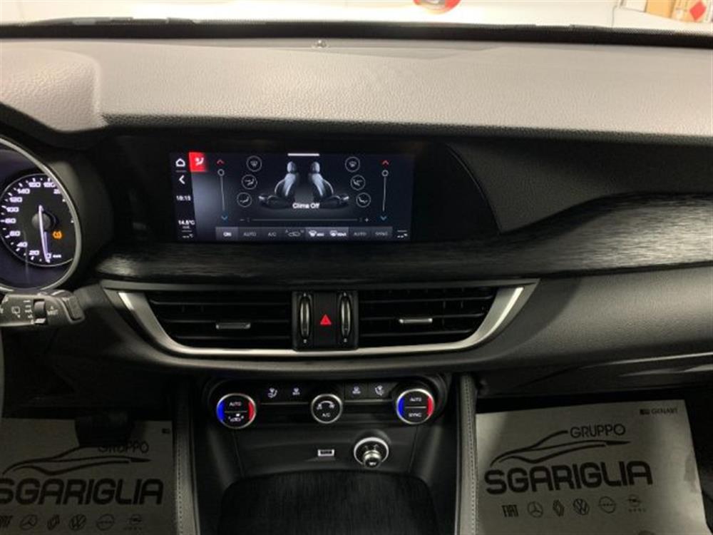 Stelvio Stelvio 2.2 Diesel AT8 Sport