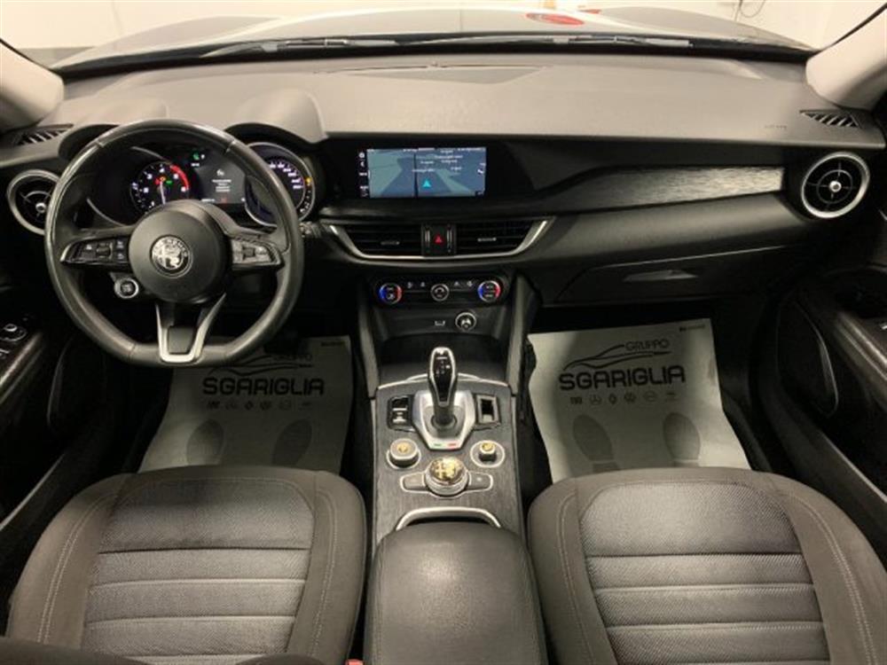 Stelvio Stelvio 2.2 Diesel AT8 Sport