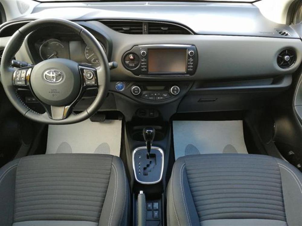 Yaris Yaris 1.5 Hybrid 5 porte B