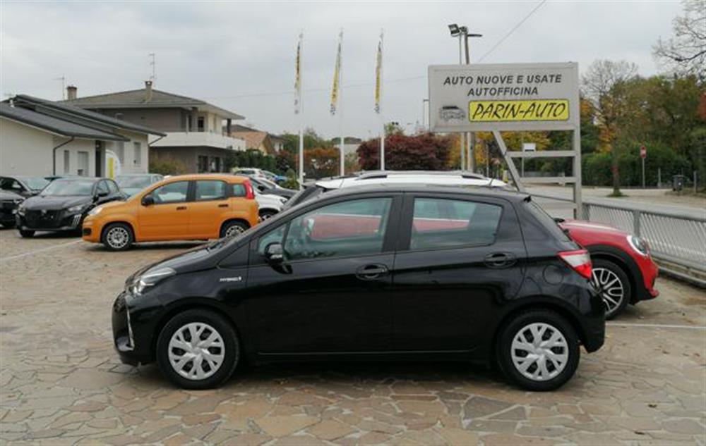 Yaris Yaris 1.5 Hybrid 5 porte B