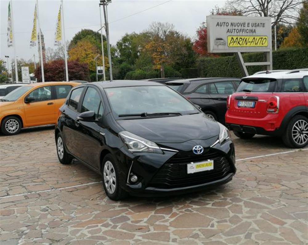 Yaris Yaris 1.5 Hybrid 5 porte B