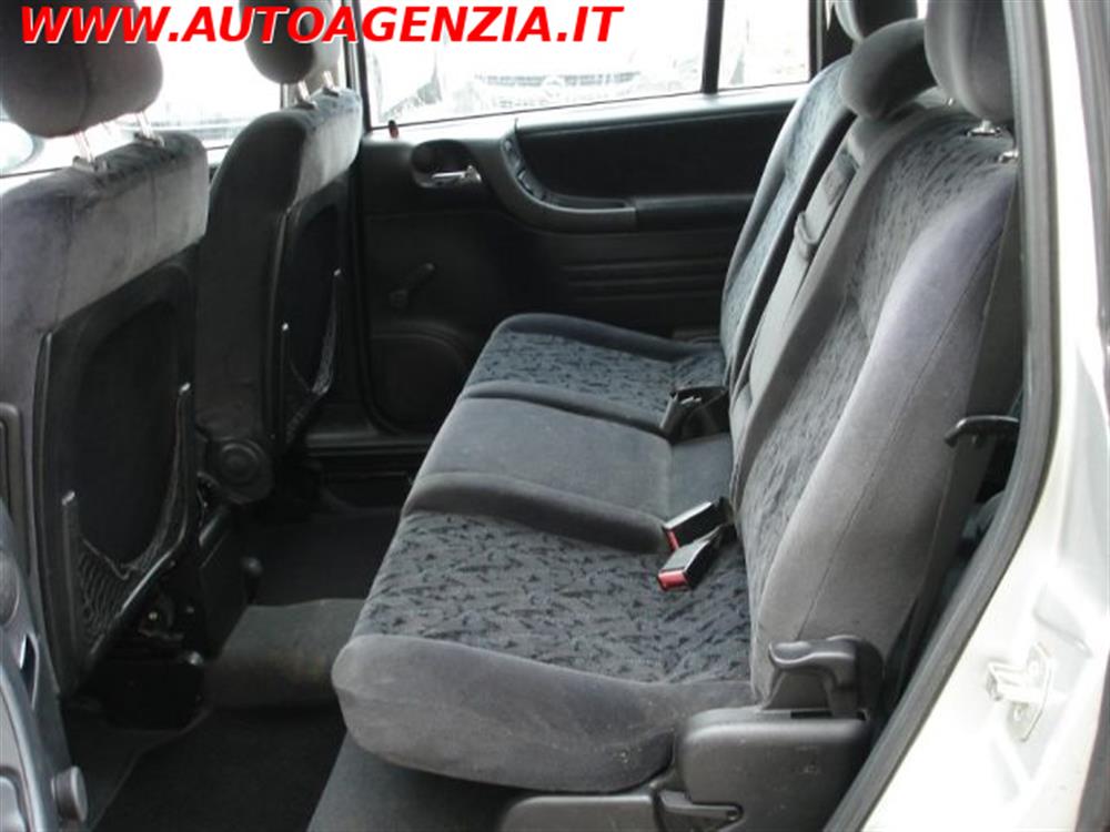Zafira Zafira 2.0 16V DTI 7 POSTI