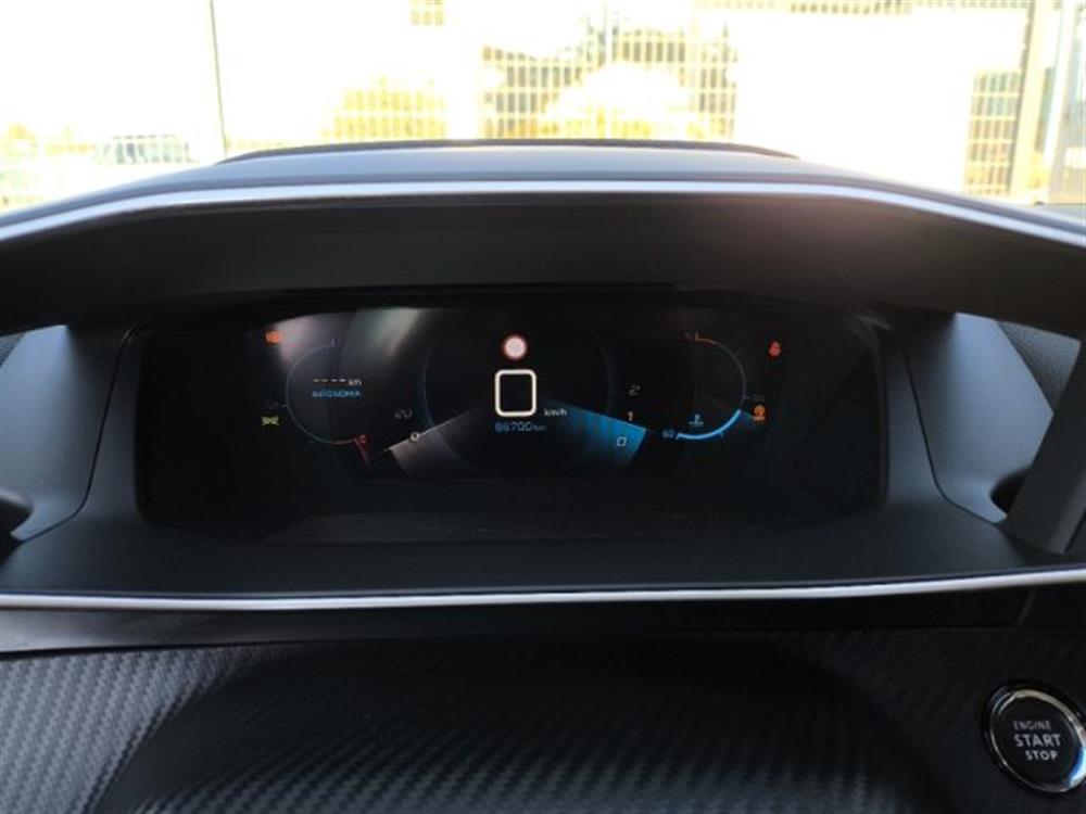 208 208 1.2 100CV Allure PRE