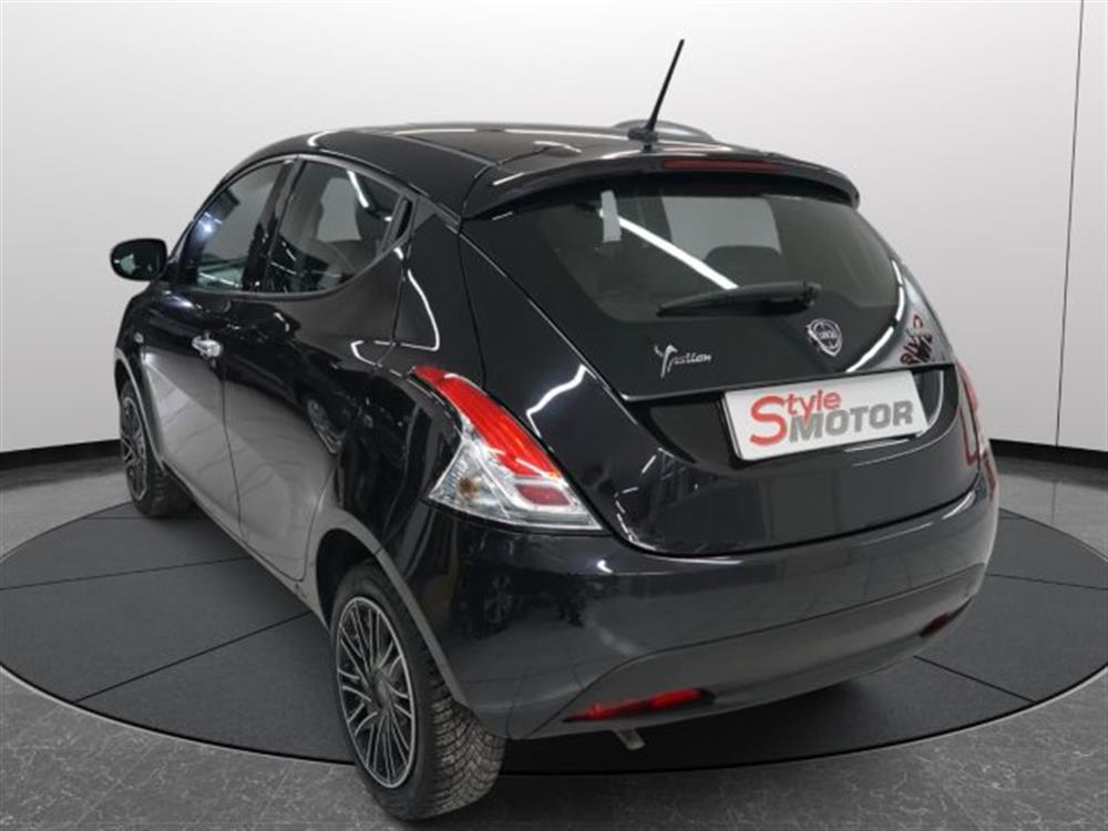 Ypsilon Ypsilon 1.0 FireFly 5 porte