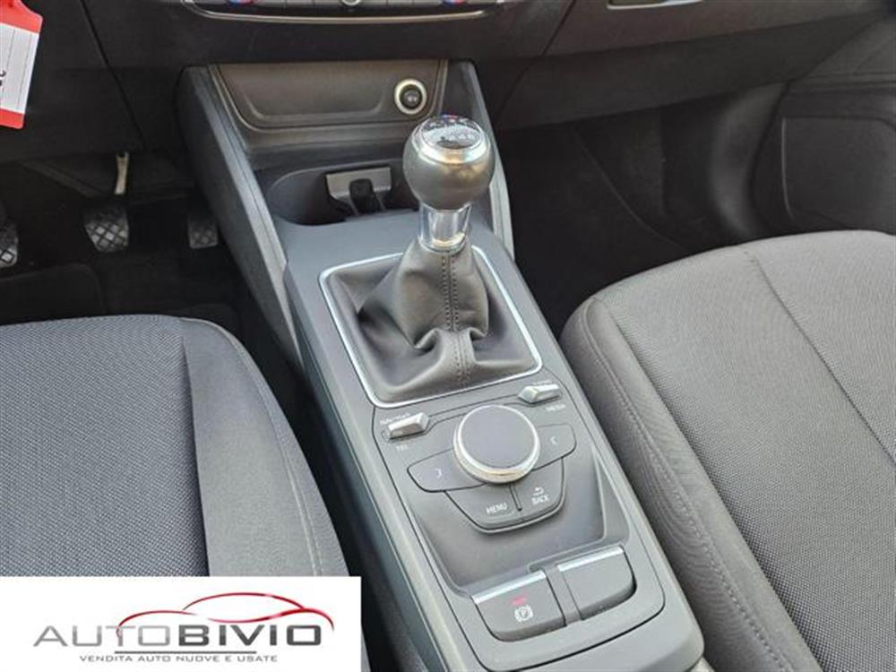 Q2 Q2 1.6 TDI Business