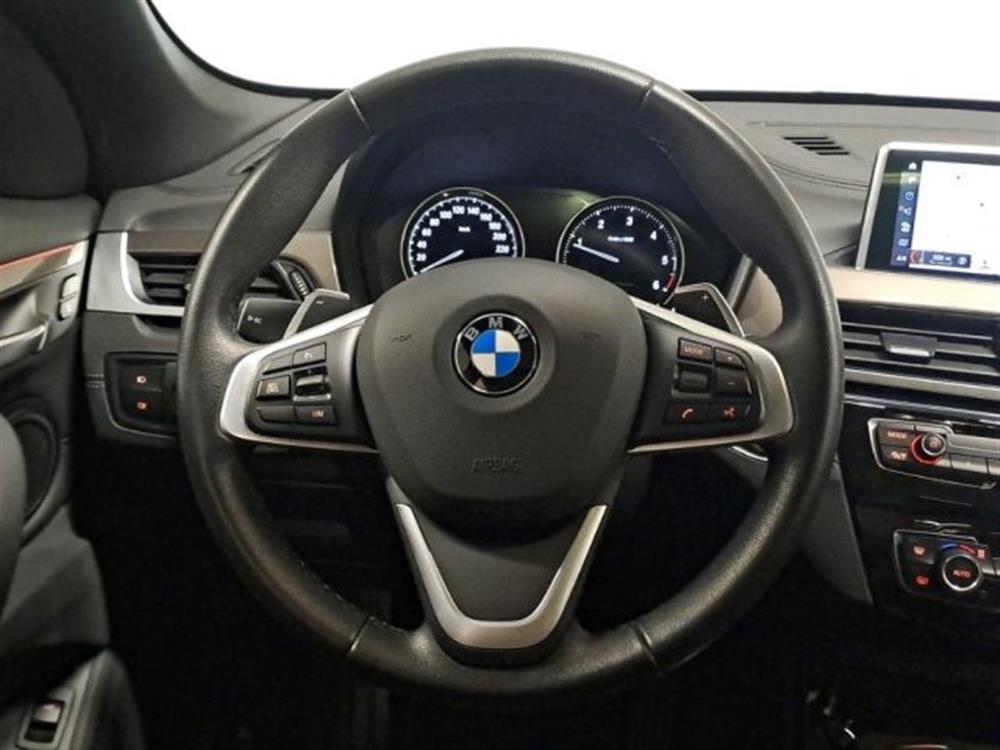 X1 X1 sDrive18d xLine Aut.