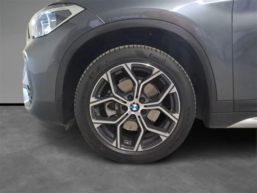 X1 X1 sDrive18d xLine Aut.