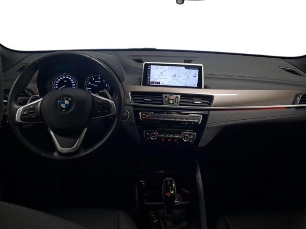 X1 X1 sDrive18d xLine Aut.