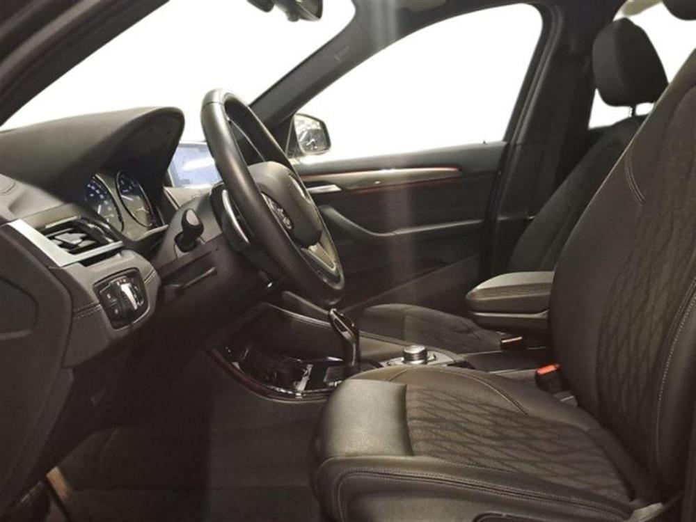 X1 X1 sDrive18d xLine Aut.