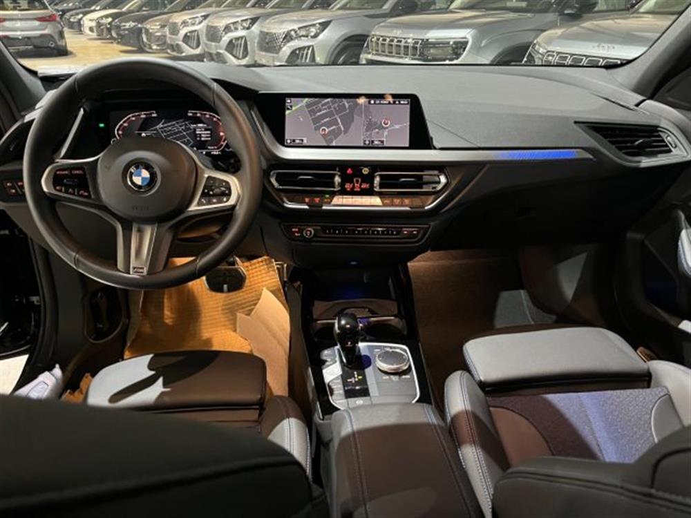 118 118 dA 5p. AUT. Msport /