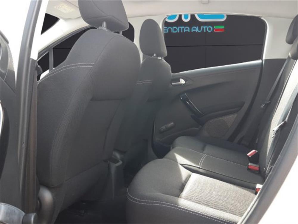 208 208 1° serie PureTech 82