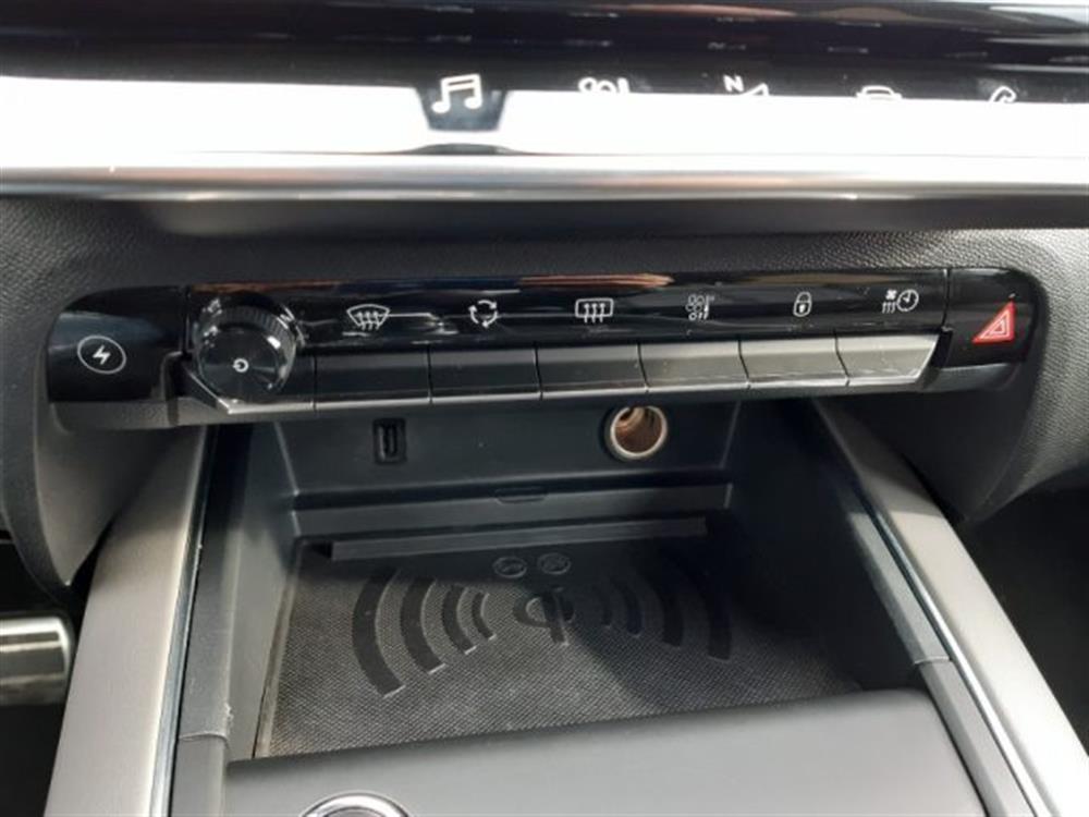 C5 Aircross C5 Aircross Hybrid 225 E-EAT8 Sh