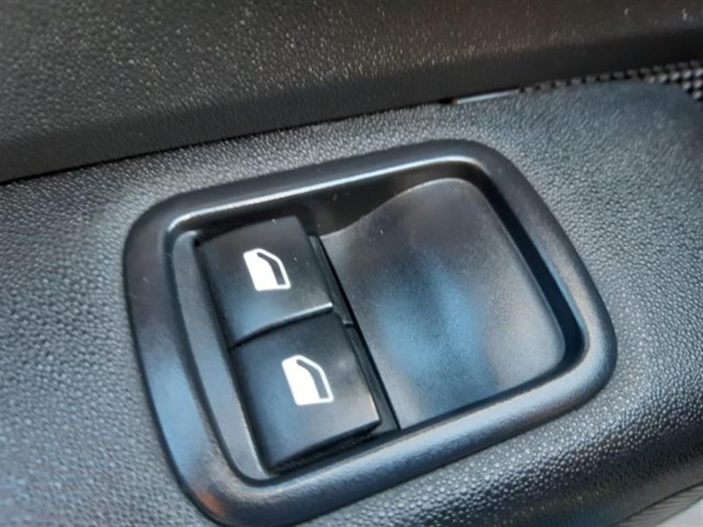 C3 C3 PureTech 82 Shine