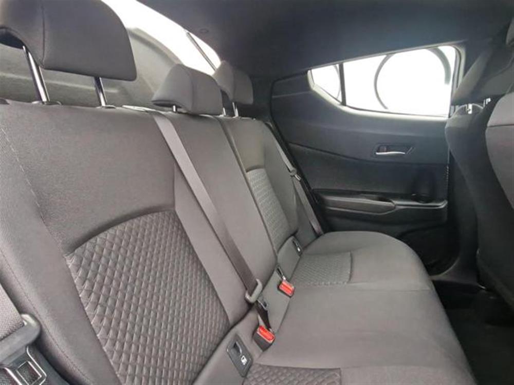 C-HR C-HR 1.8 Hybrid E-CVT Bus