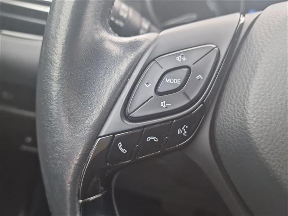 C-HR C-HR 1.8 Hybrid E-CVT Bus