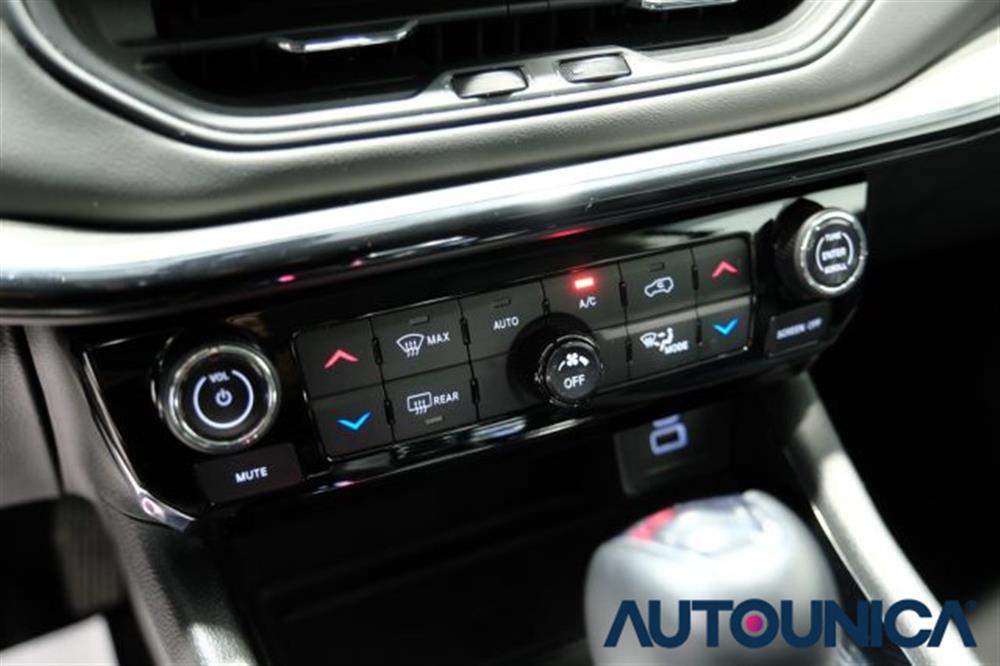 Compass Compass 1.3 TURBO T4 240 CV