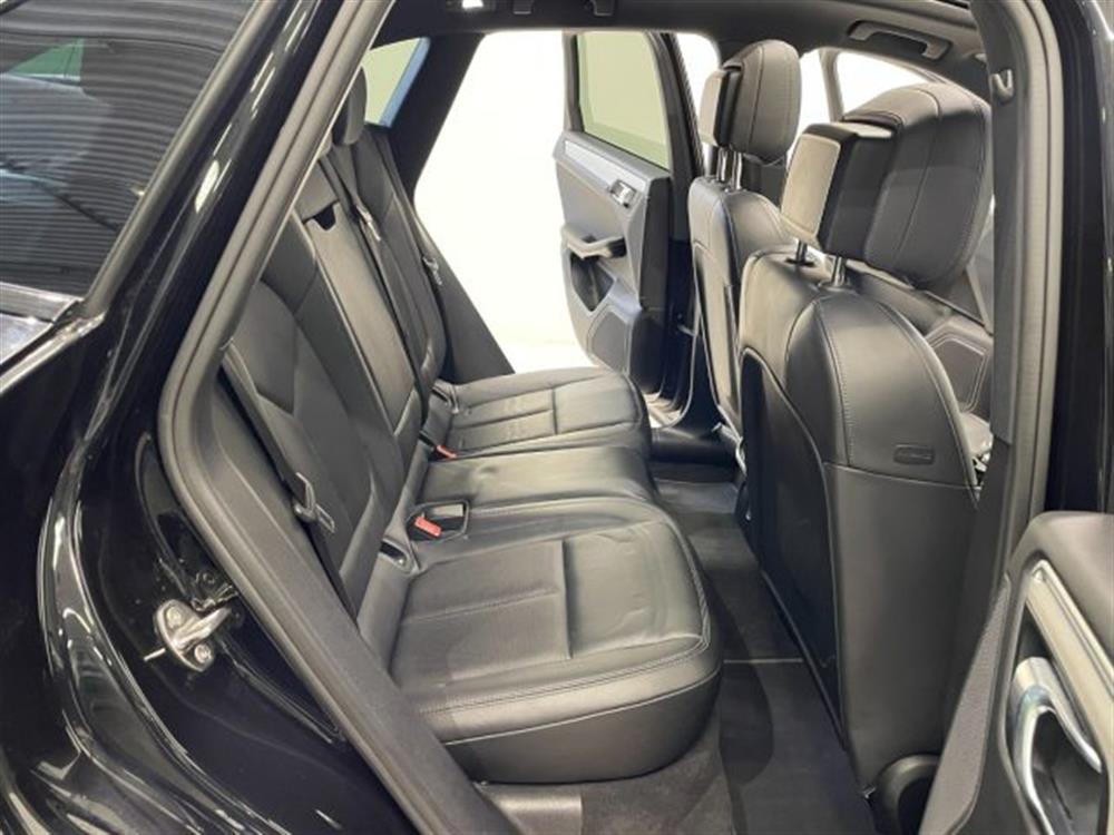 Macan Macan 2.0 PDK * PELLE * 24