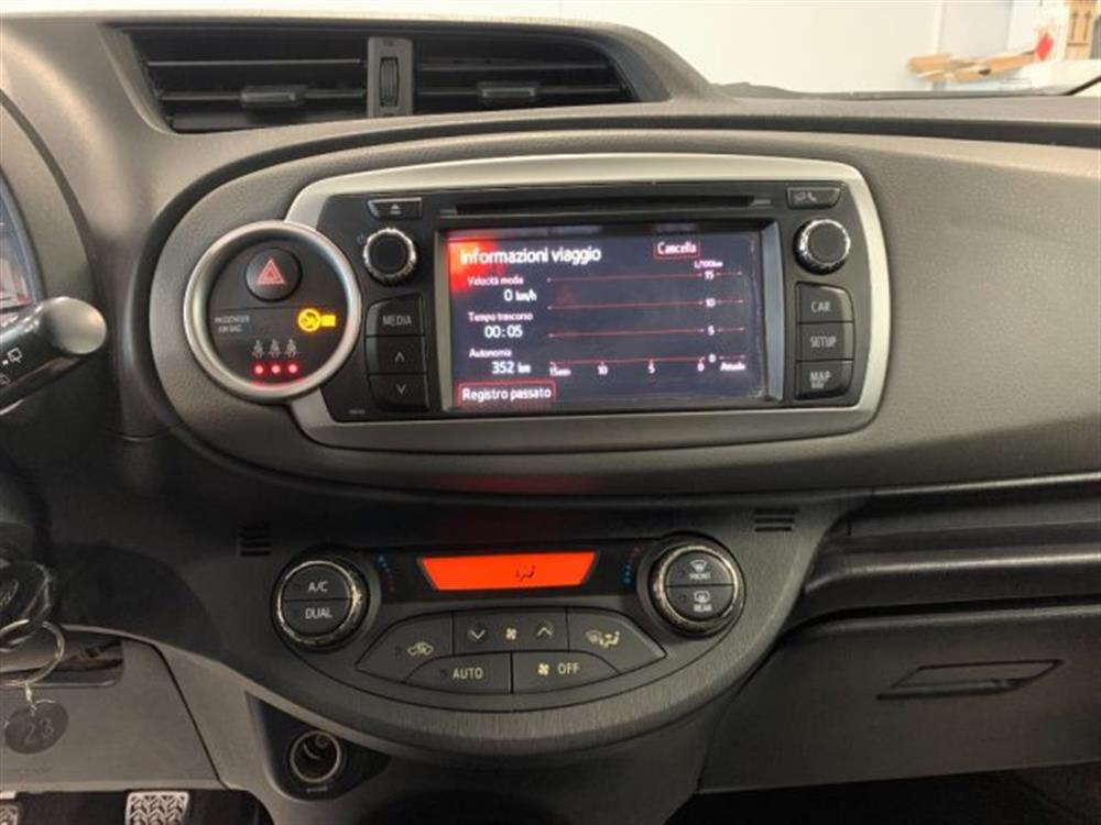 Yaris Yaris 1.0 Benzina Lounge 5