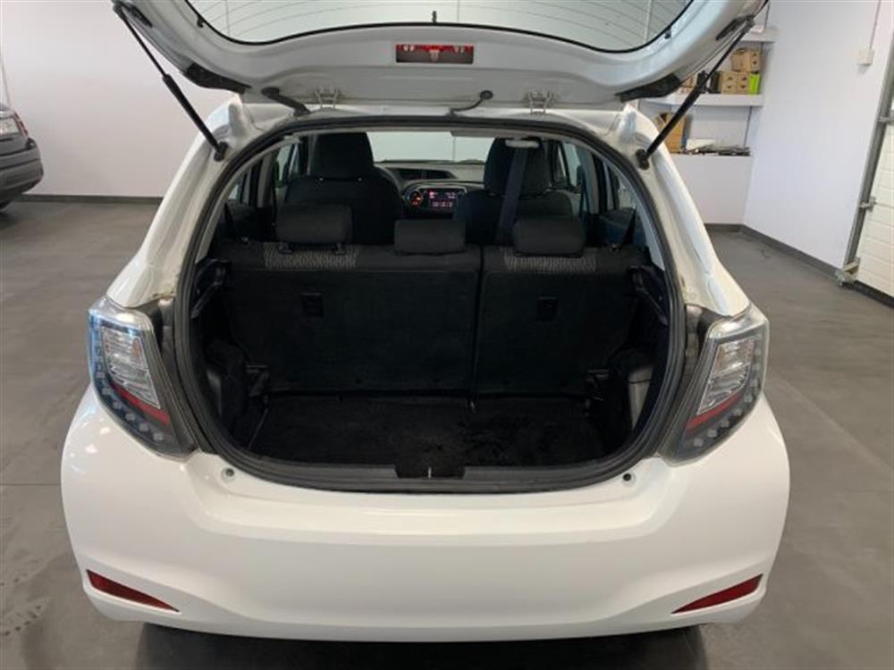 Yaris Yaris 1.0 Benzina Lounge 5