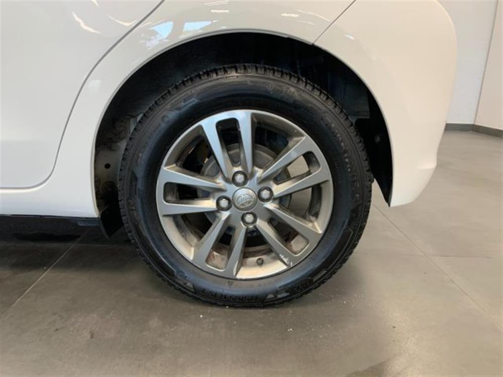 Yaris Yaris 1.0 Benzina Lounge 5