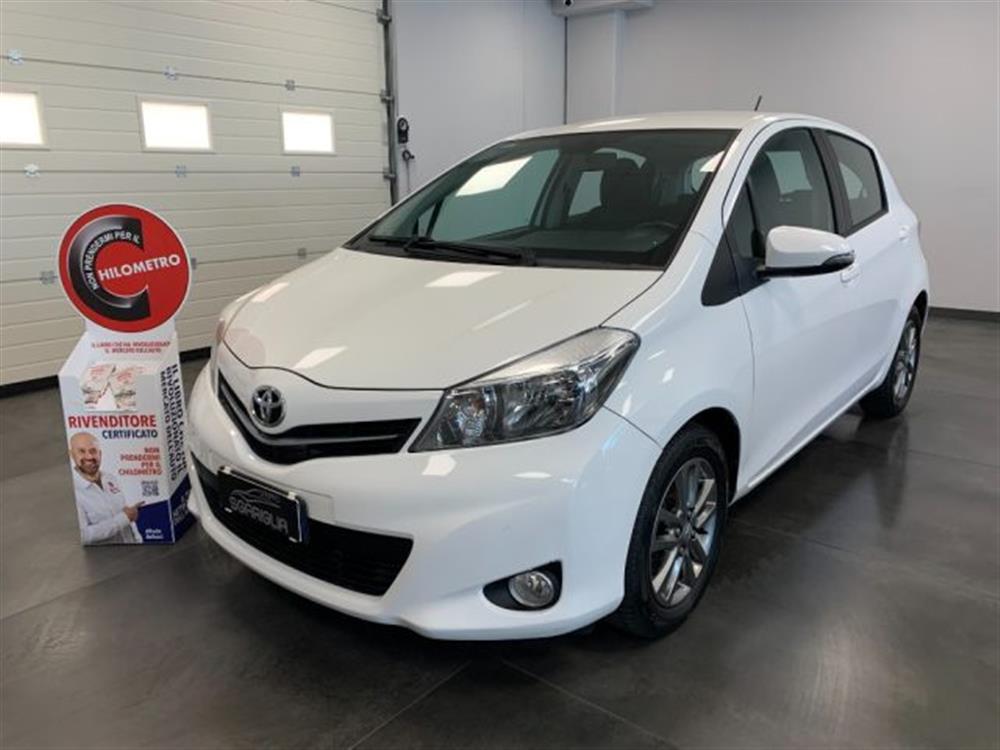 Yaris Yaris 1.0 Benzina Lounge 5
