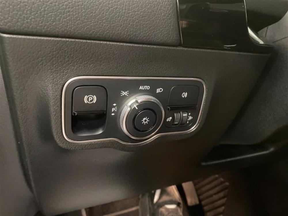 B 180 B 180 d Automatico Sport +