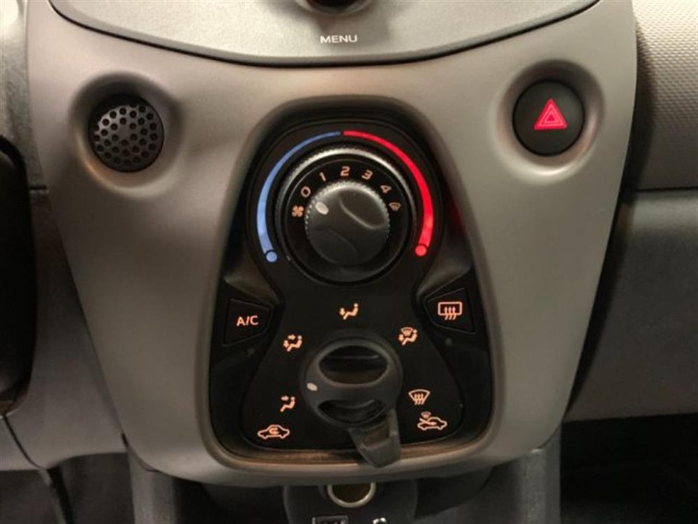 108 108 1.0 Benzina 5 Porte