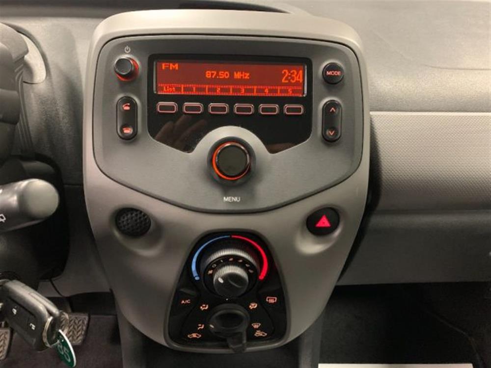 108 108 1.0 Benzina 5 Porte