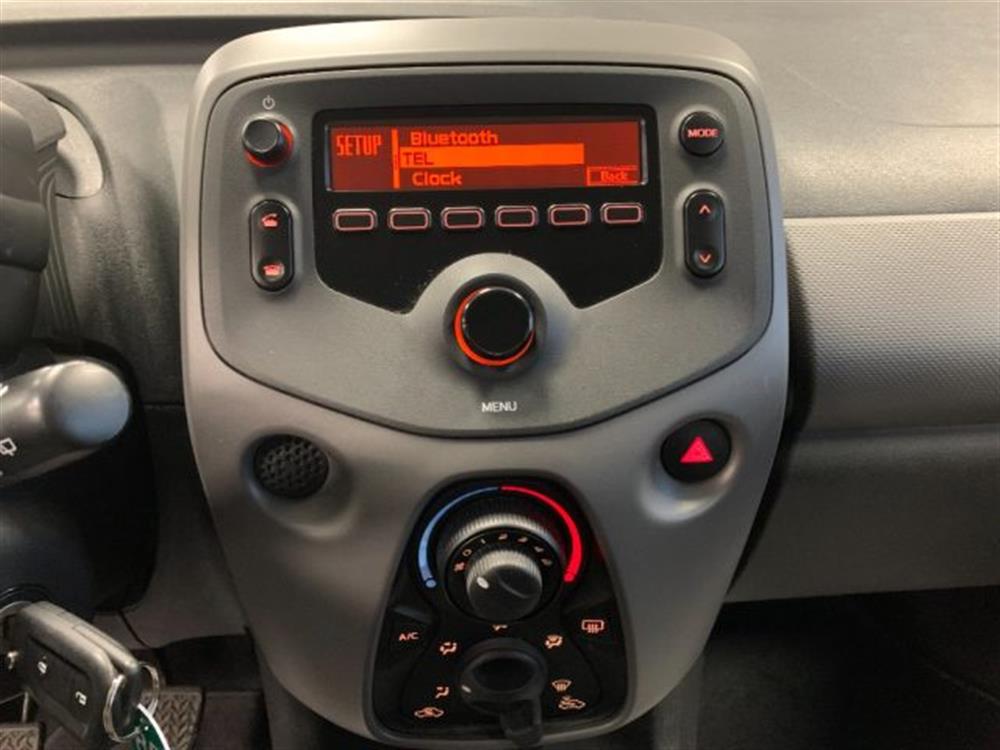 108 108 1.0 Benzina 5 Porte