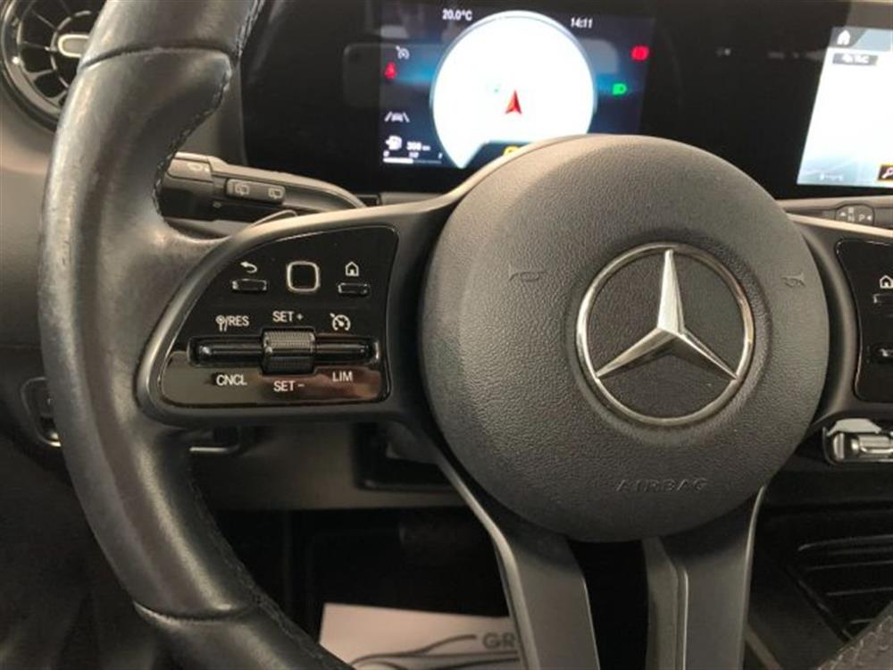 GLA 180 GLA 180 d Automatico Sport P