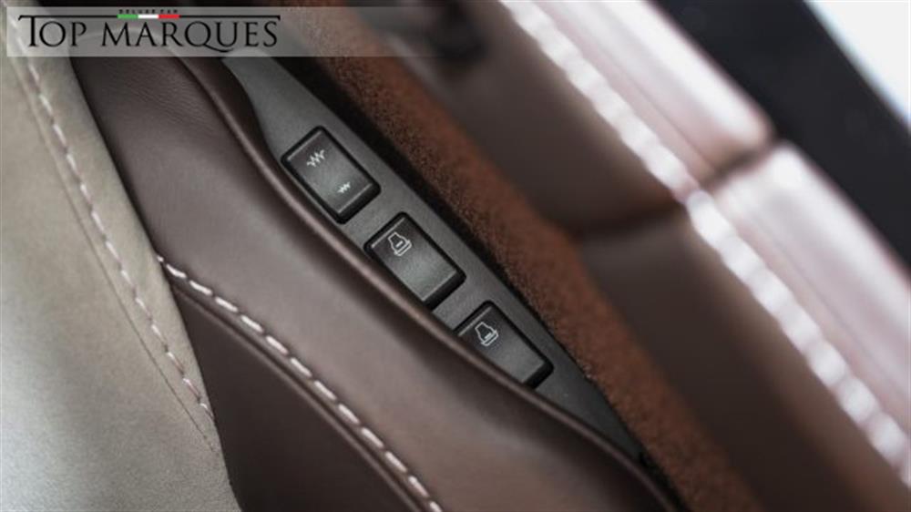 DBS DBS Coupé Touchtronic