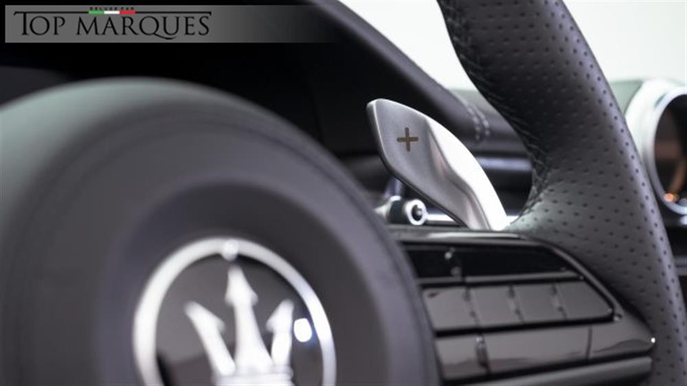 GranCabrio GranCabrio V6 550 CV AWD Trofeo