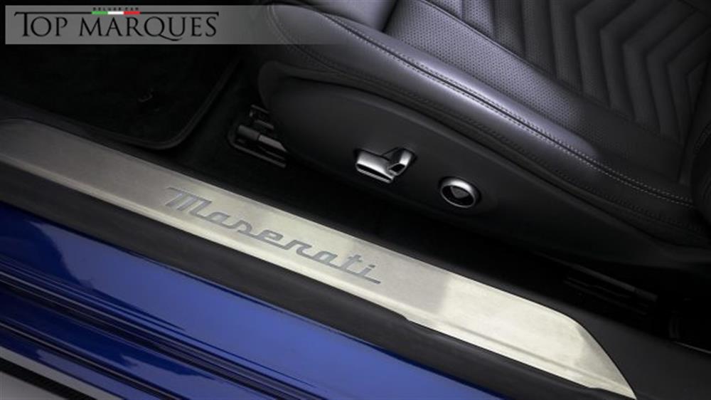 GranCabrio GranCabrio V6 550 CV AWD Trofeo