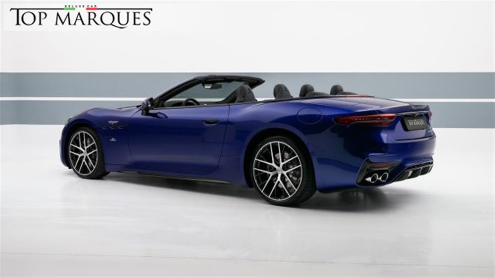 GranCabrio GranCabrio V6 550 CV AWD Trofeo