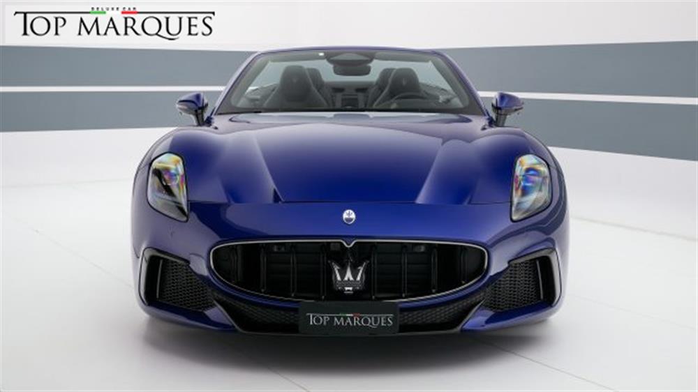 GranCabrio GranCabrio V6 550 CV AWD Trofeo