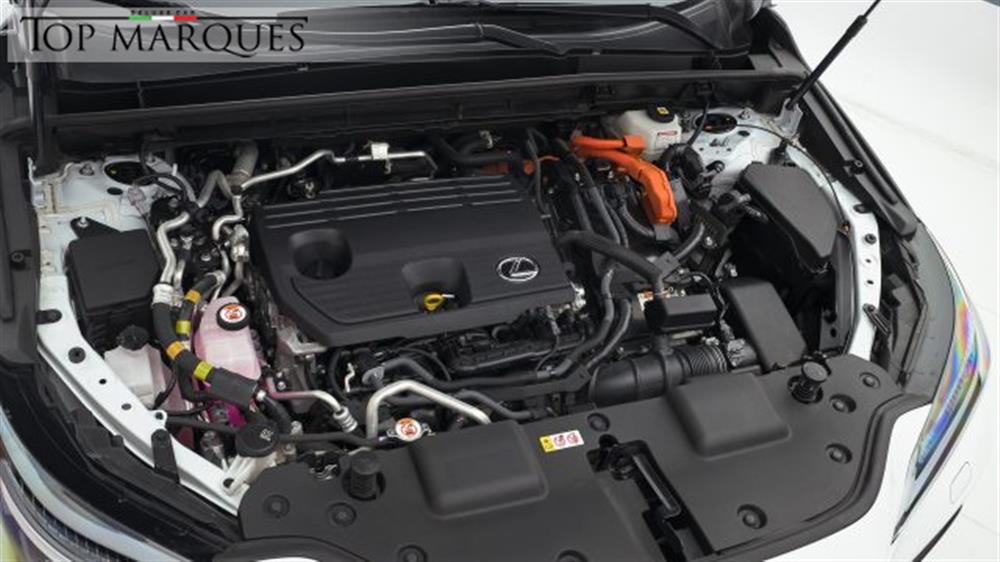 NX 450h NX 450h NX Plug-in 4WD F-Spo