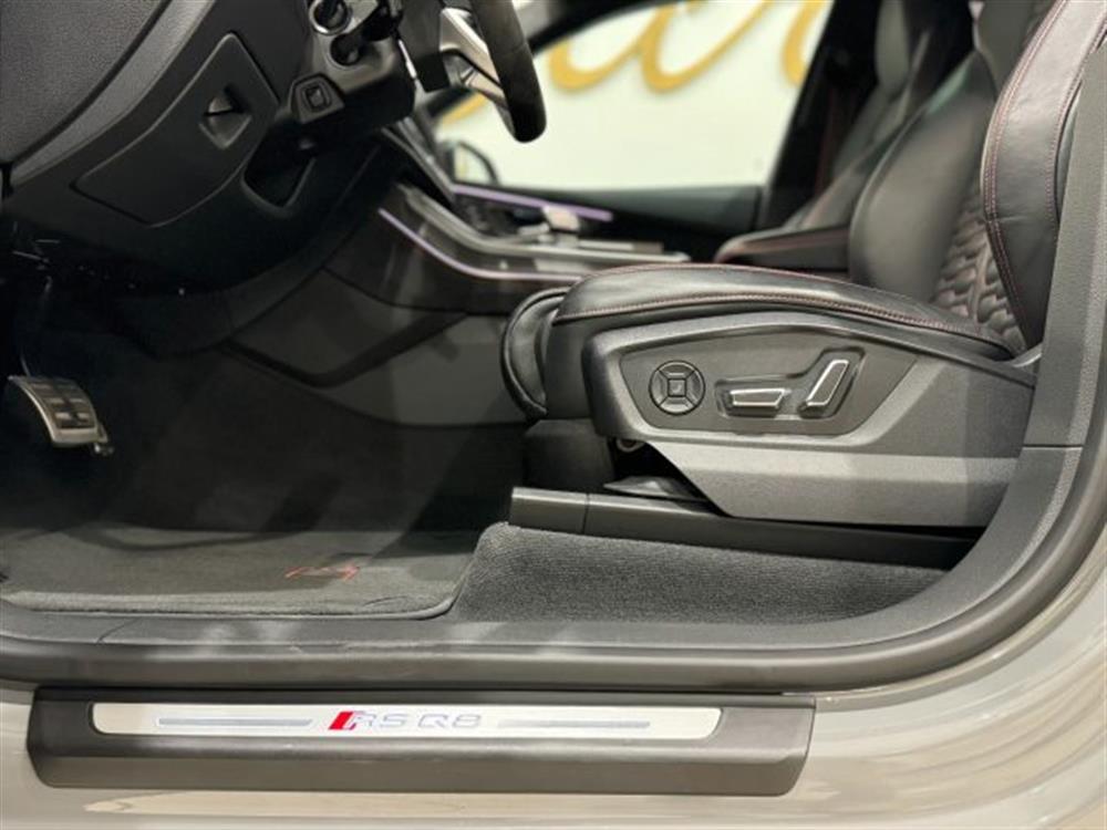 RS Q8 RS Q8 TFSI V8 Quattro Tipt