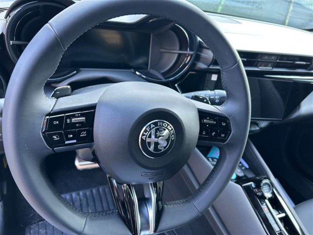 Junior Junior 1.2 145 CV Hybrid eD