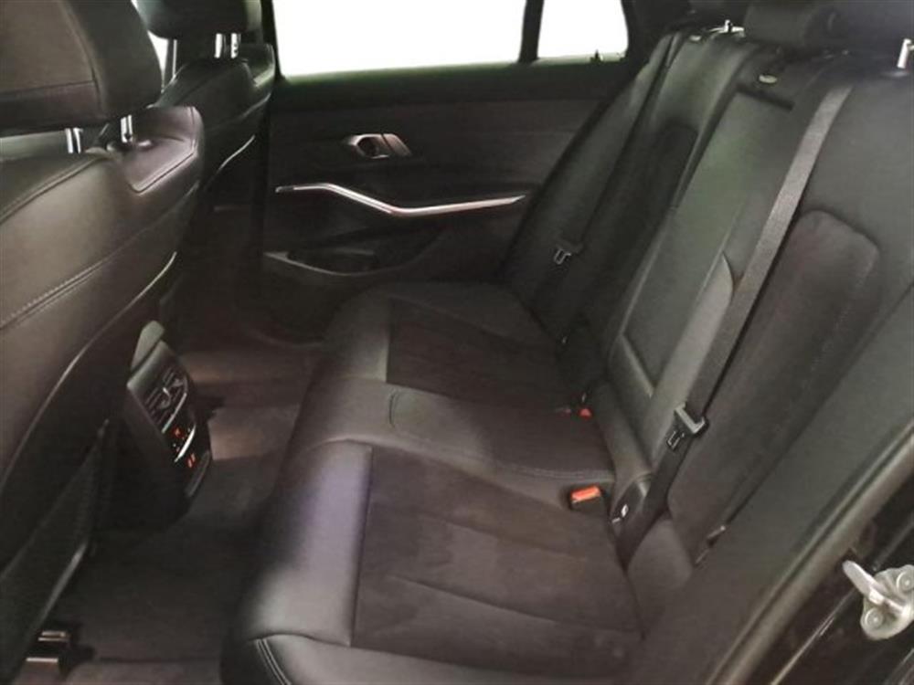 320 320 d 48V Touring Msport