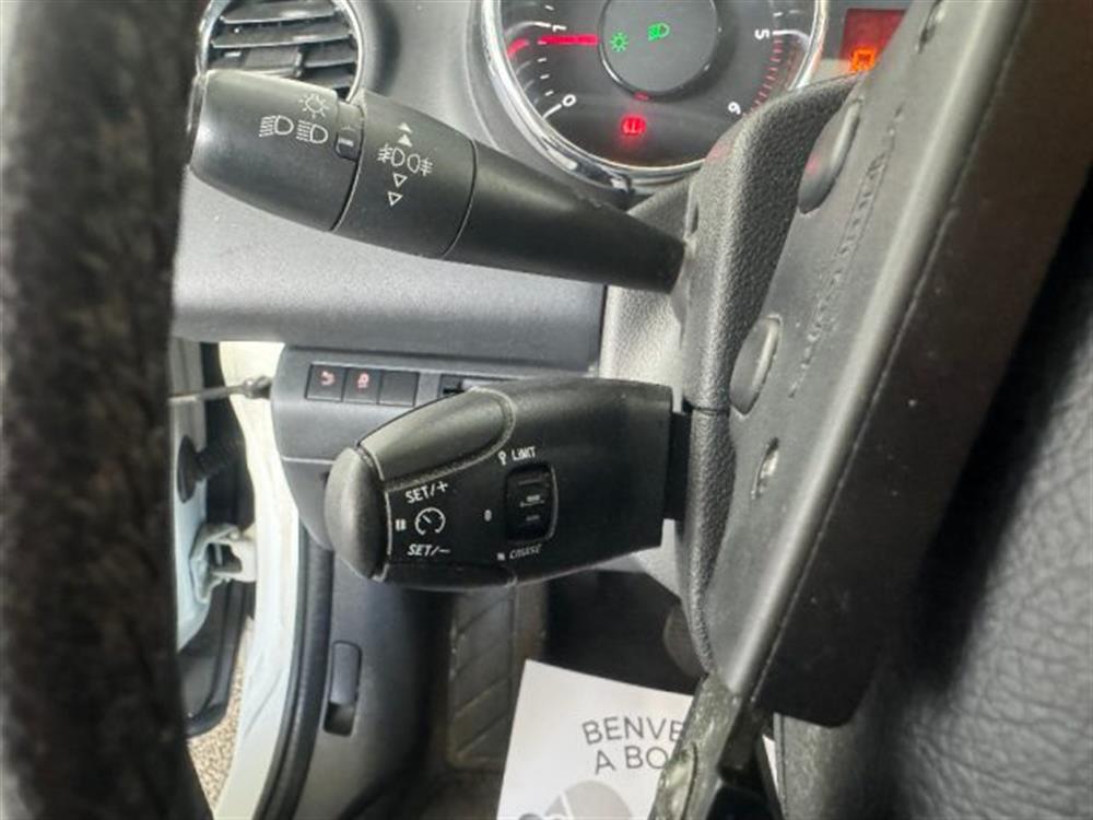 5008 5008 2.0 HDi 163CV comand