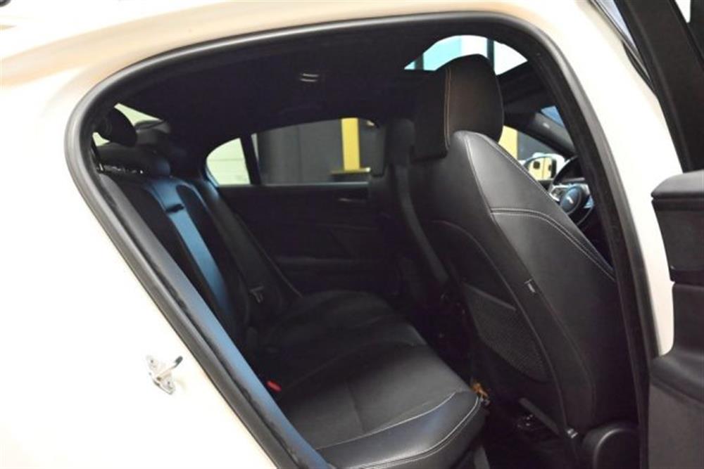 XE XE 2.0d 180CV AUTO R-SP