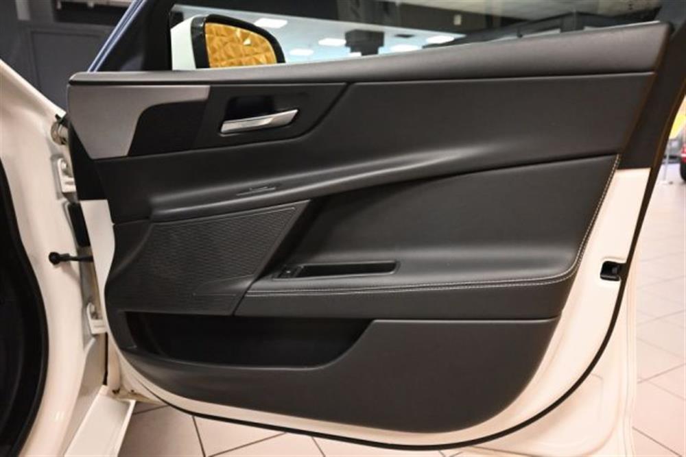 XE XE 2.0d 180CV AUTO R-SP