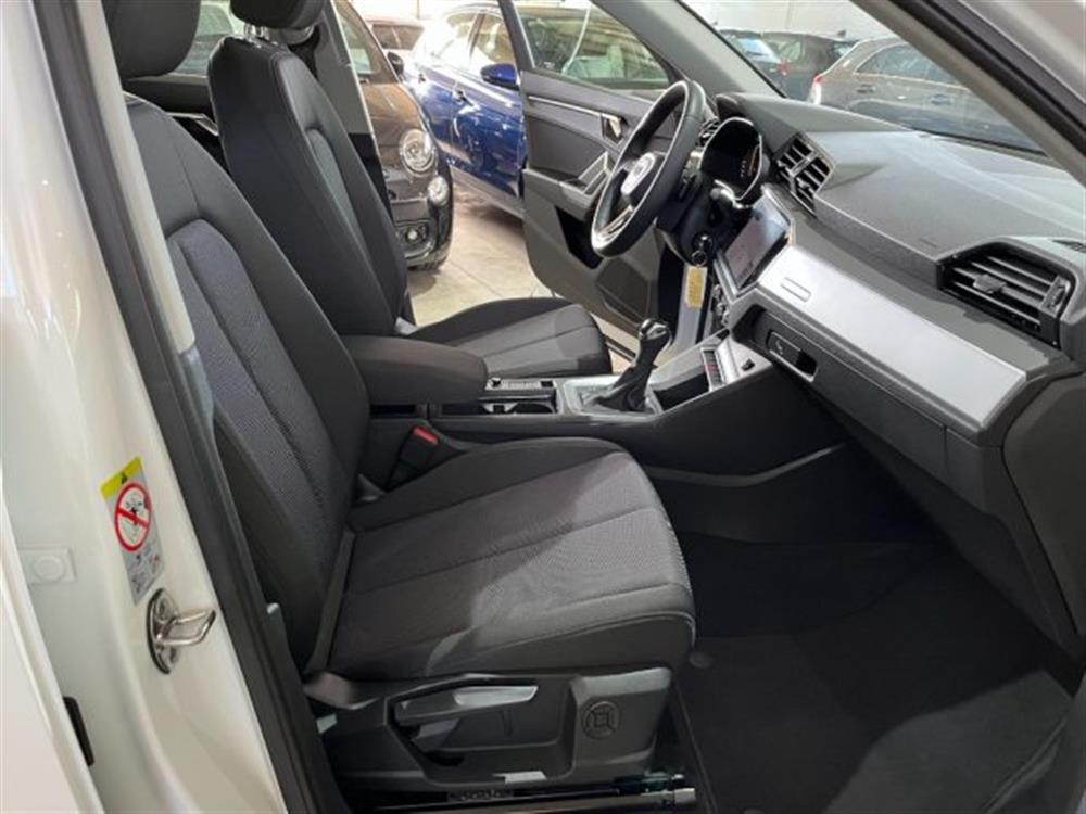 Q3 Q3 35TDI Stronic Busine