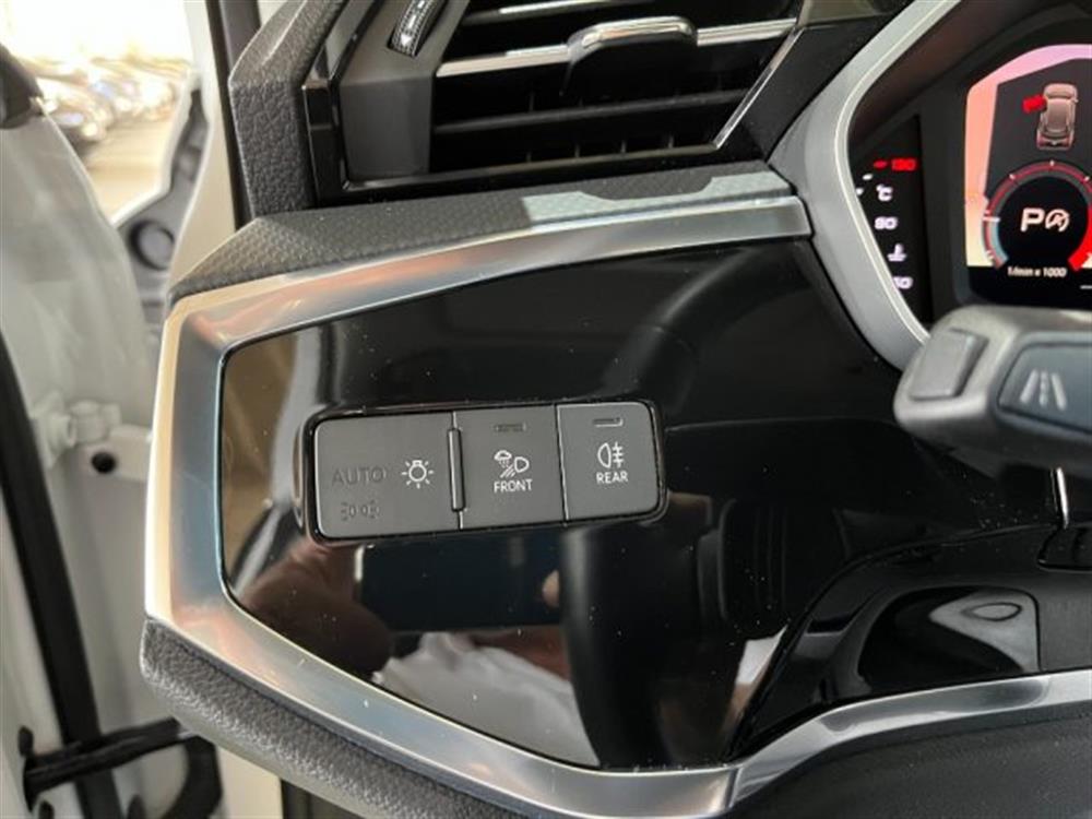 Q3 Q3 35TDI Stronic Busine