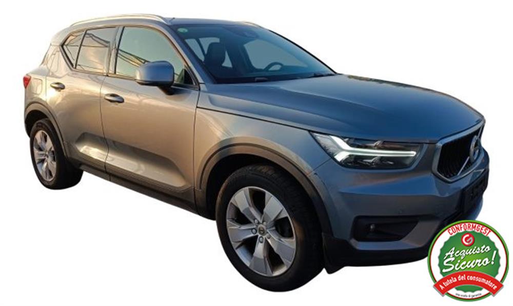 XC40 XC40 D3 Momentum Navi Pel