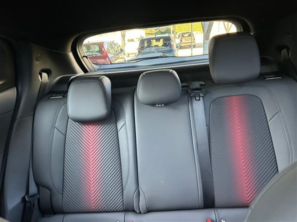 Junior Junior 1.2 145 CV Hybrid eD