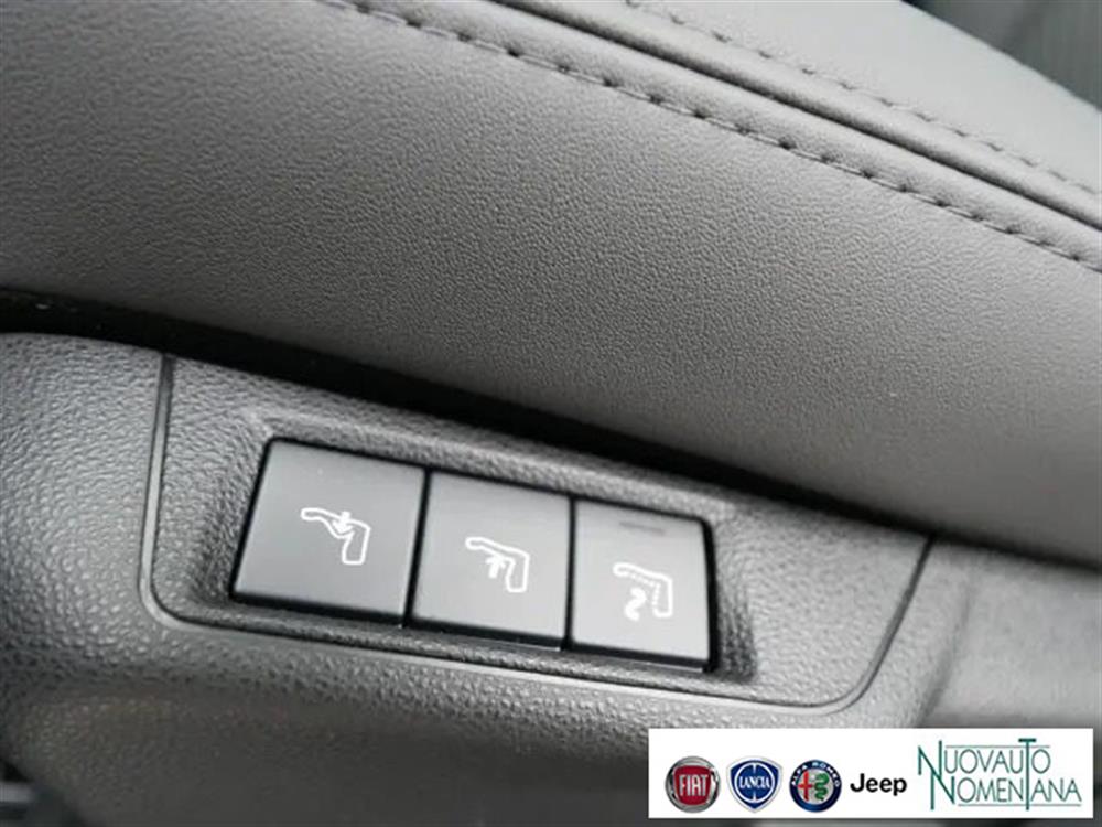 Junior Junior 1.2 136 CV Hybrid eD