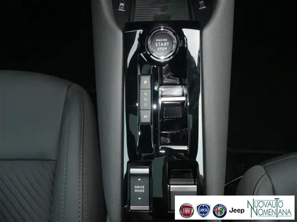 Junior Junior 1.2 136 CV Hybrid eD