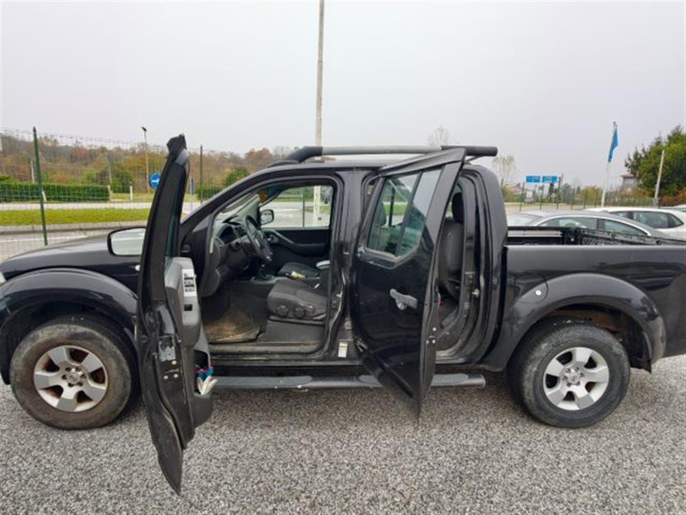 Navara Navara 2.5 dCi 4 porte X CO