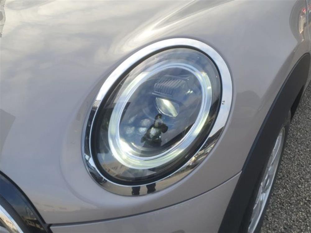 One One 1.5 One 75 CV